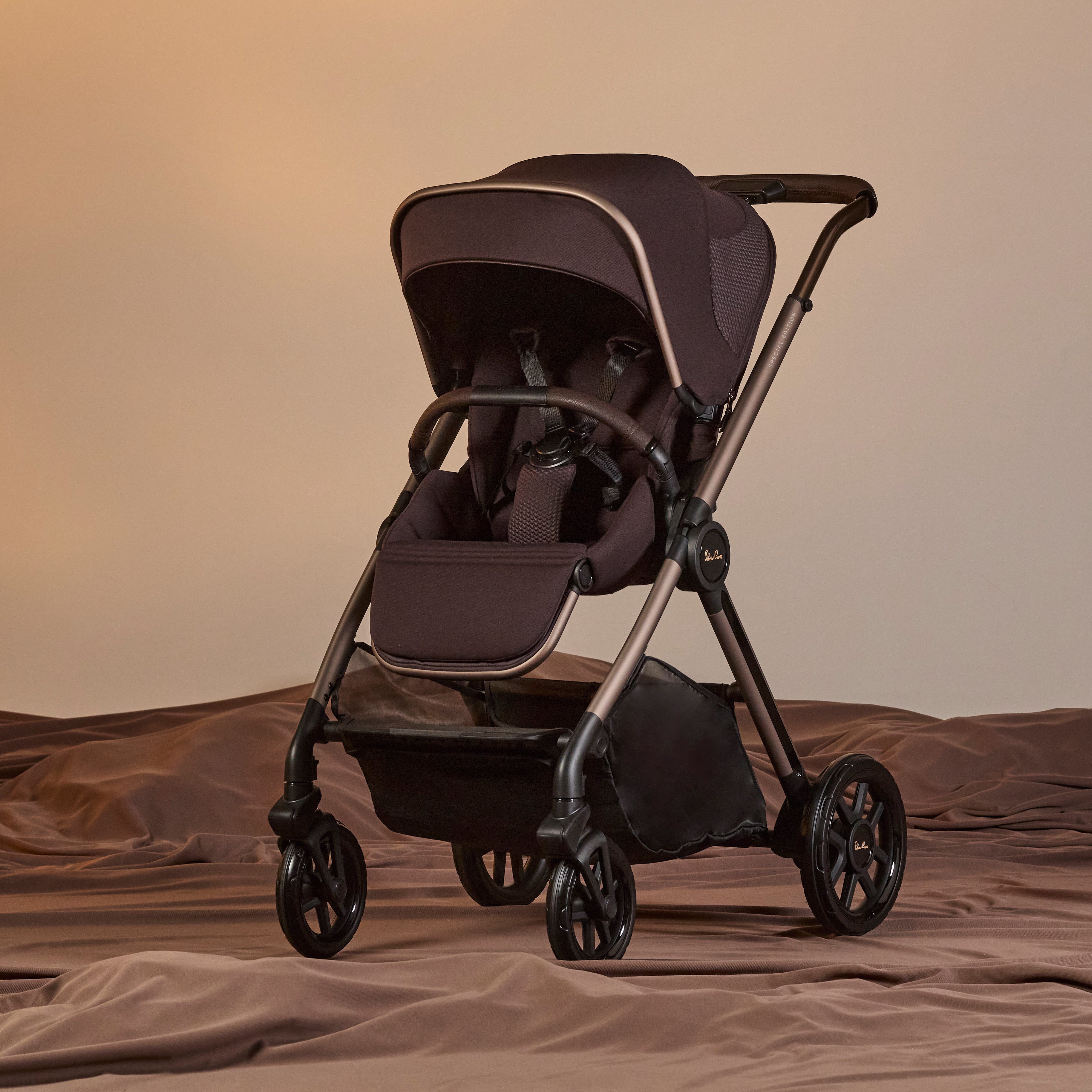 Reef 2 SPECIAL EDITION Ganache Travel System Ultimate 360 Natural Taupe Family Car Seat Bundle (12 piece)