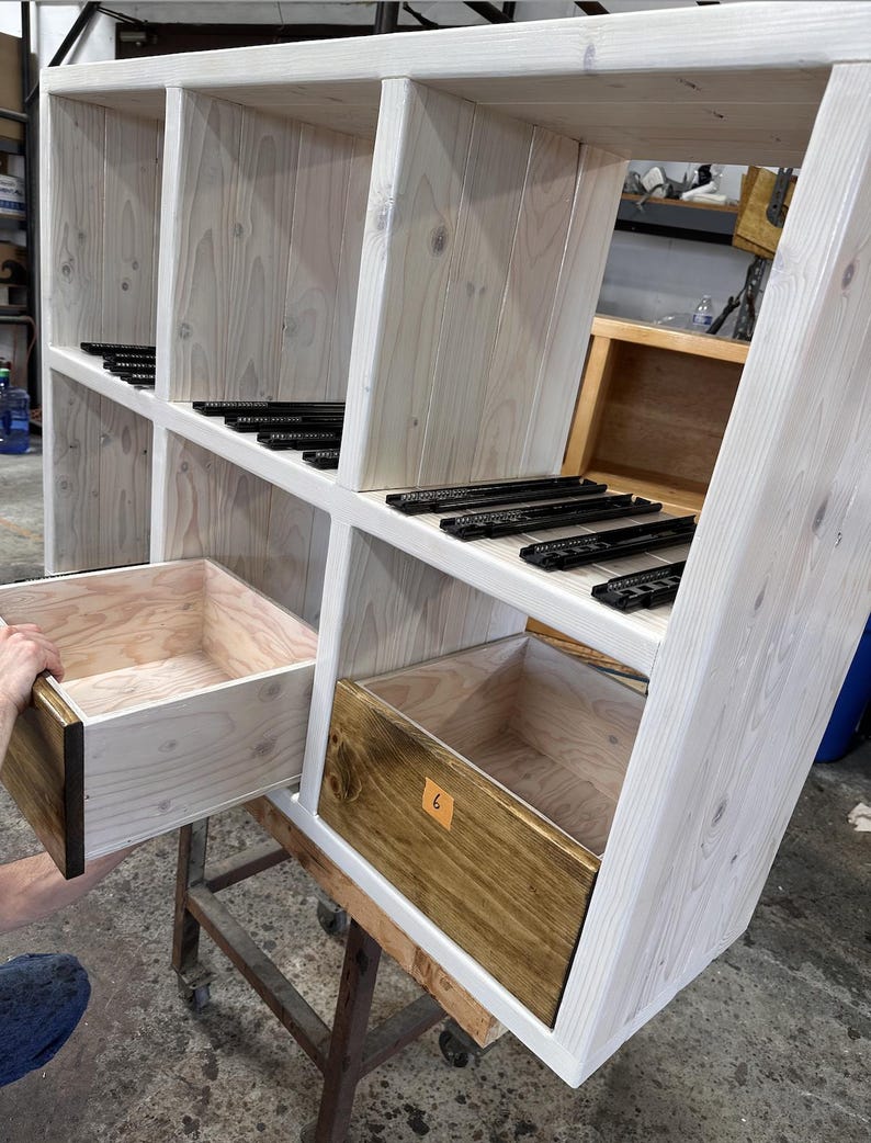6-Pack Vinyl Record Storage with Drawers